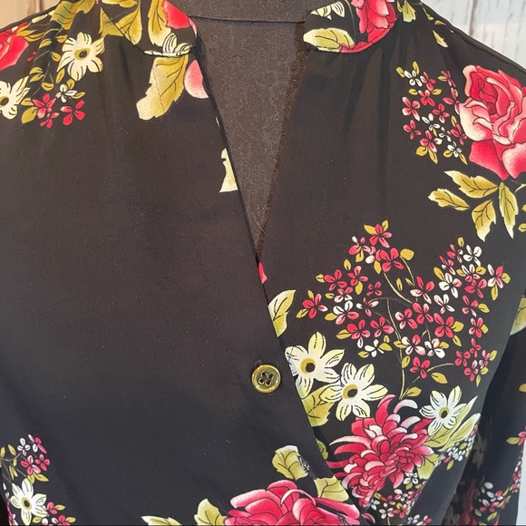 Iman red green and black floral wrap top - Picture 4 of 6